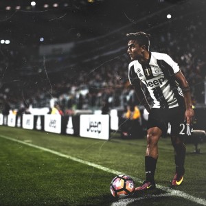 九游全站下载-英格兰骑手丽莎·威尔逊在巴黎奥运会盛装舞步比赛中获得第十名，展现出色表现。